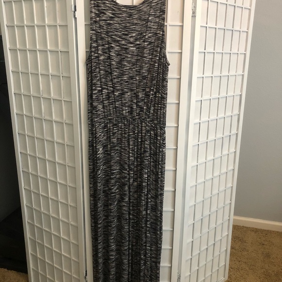 Maxi Dress - Picture 3 of 3